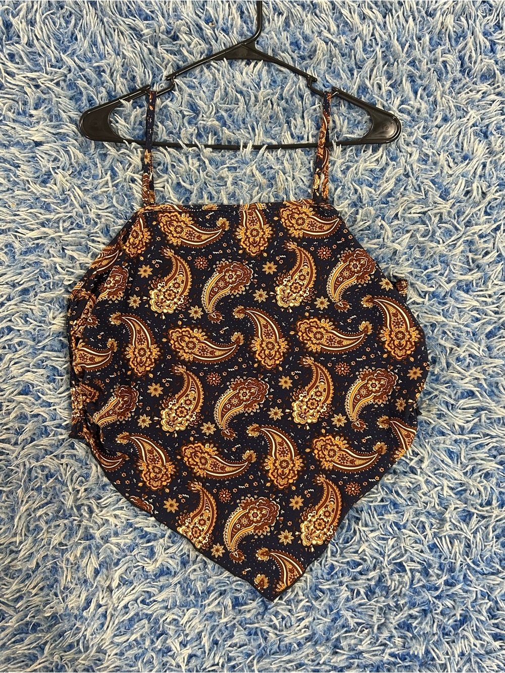 Tan & navy paisley print crop top